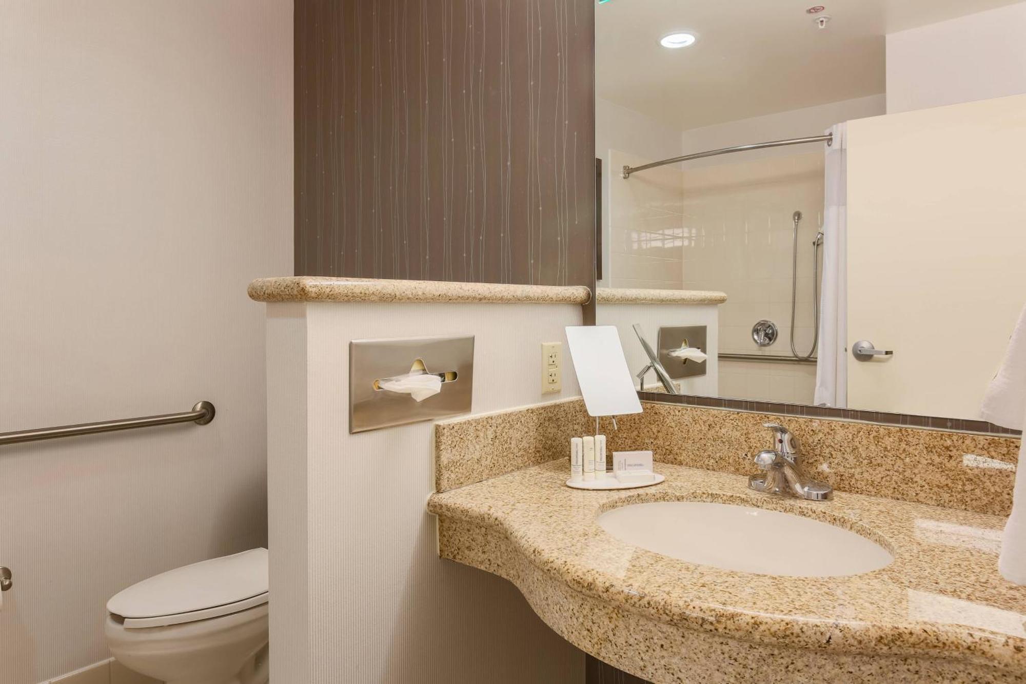 Courtyard By Marriott Las Vegas Stadium Area Екстериор снимка