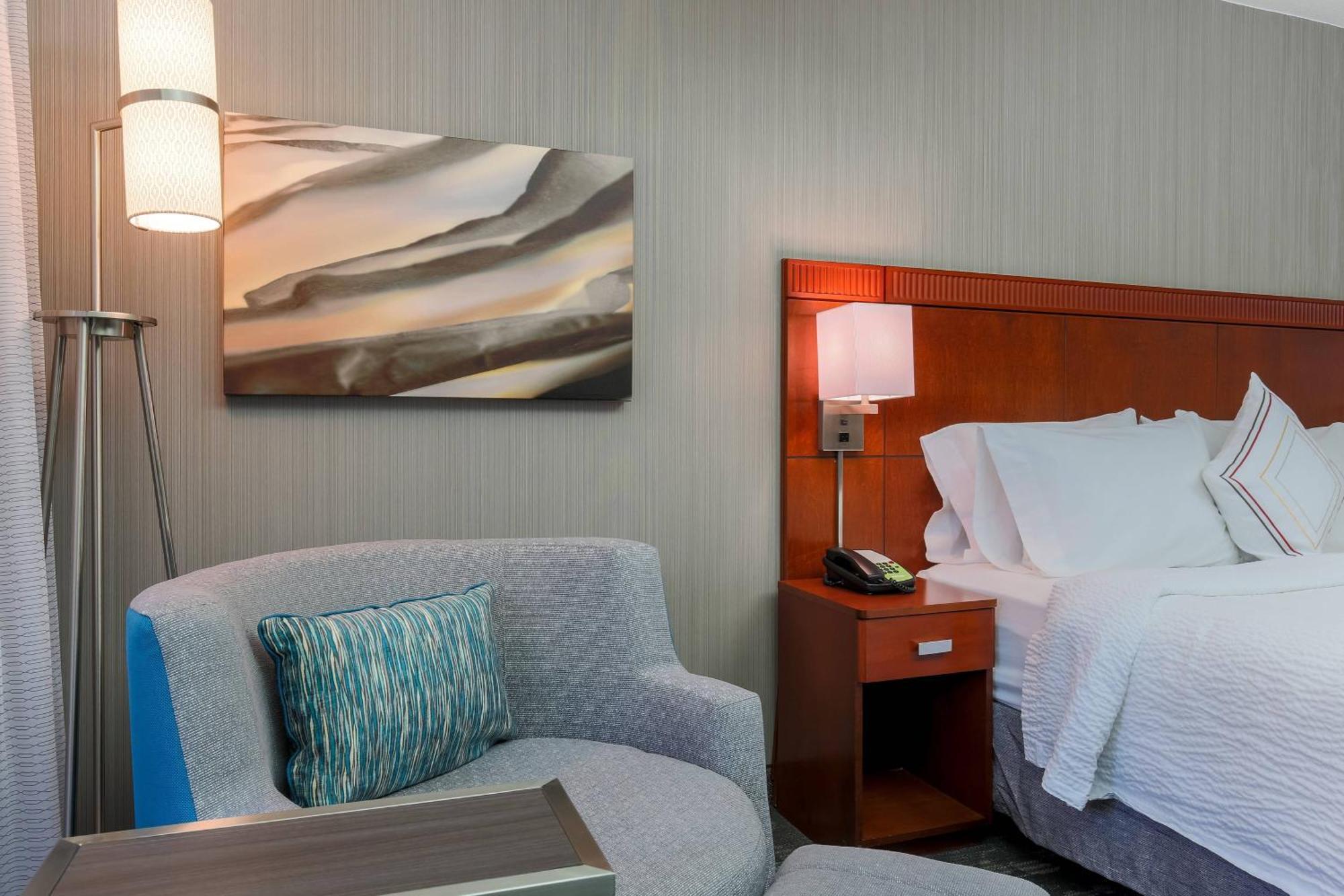 Courtyard By Marriott Las Vegas Stadium Area Екстериор снимка
