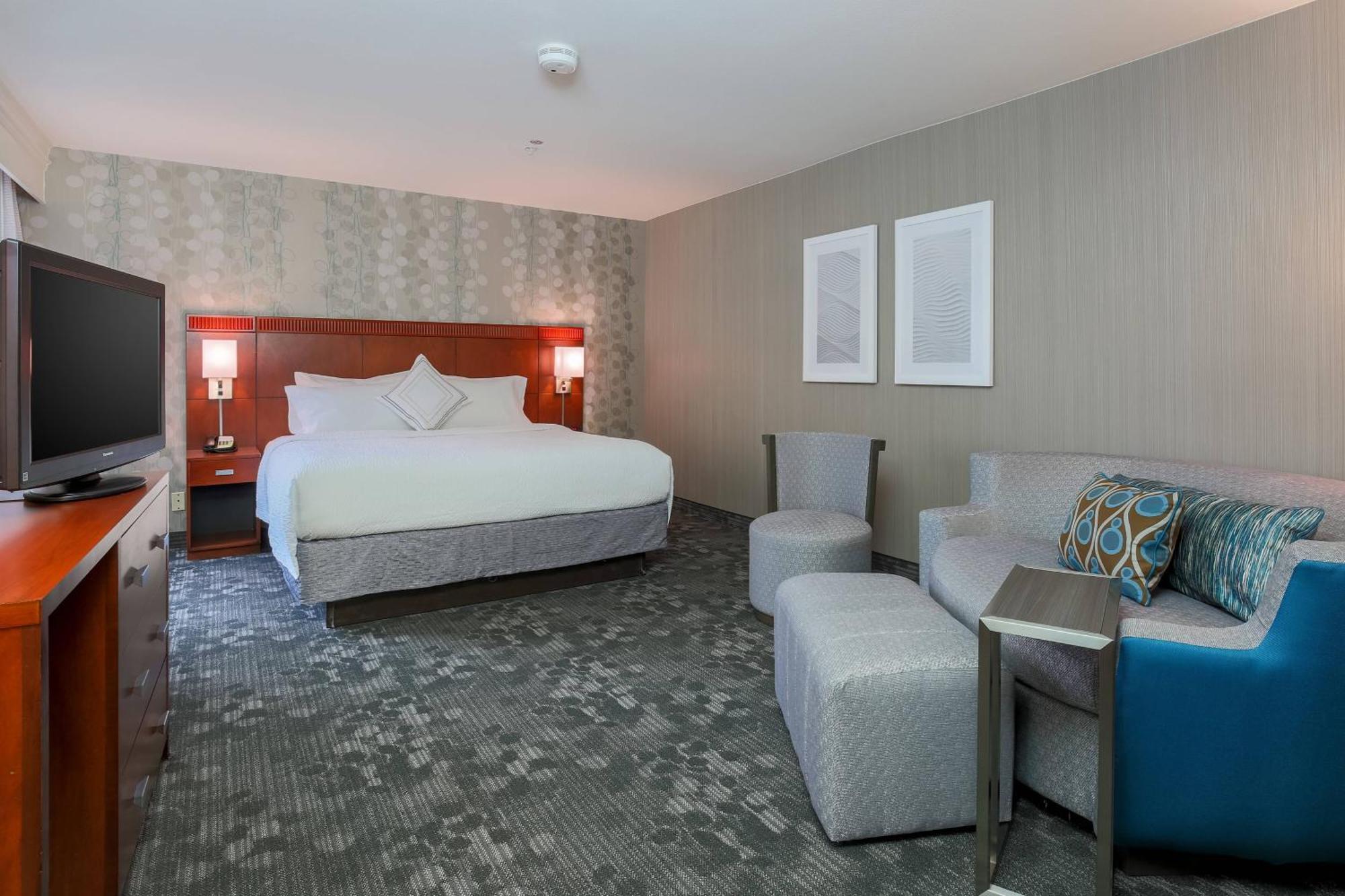 Courtyard By Marriott Las Vegas Stadium Area Екстериор снимка