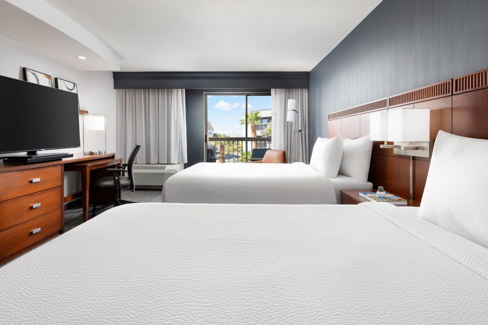 Courtyard By Marriott Las Vegas Stadium Area Екстериор снимка